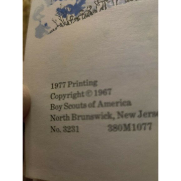 Vintage Boy Scouts BSA Bear Cub Scout Book 1977 Printing Copy 1967 - Picture 2 of 2